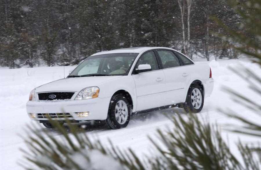  Ford Five Hundred 2005 года  (фото 5 из 99)